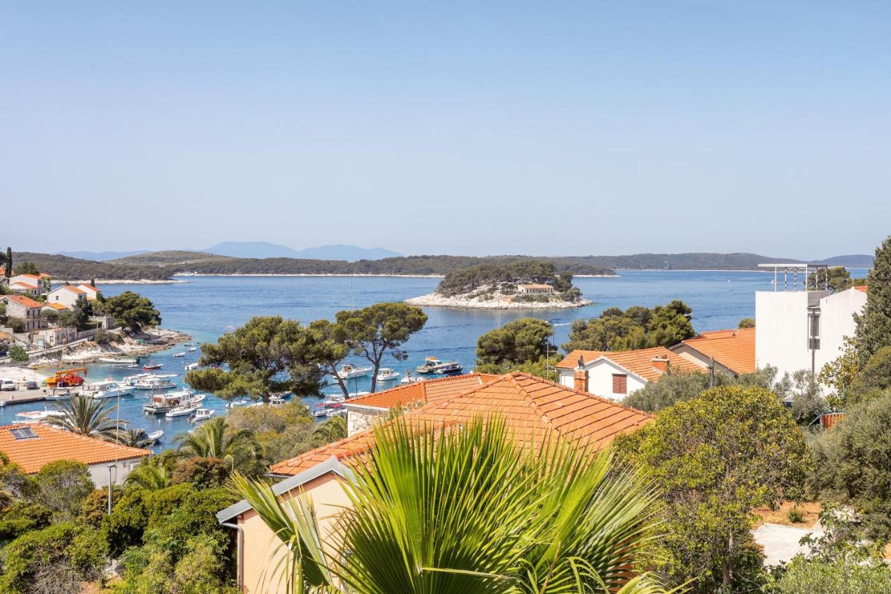 Hostel Villa Skansi Hvar Town Bagian luar foto